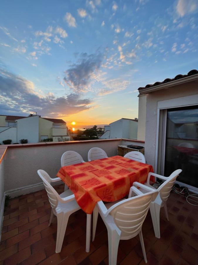 T2 Avec Terrasse, Vue Etang Et Son Coucher De Soleil, Plage A Proximite, Wifi Et Place De Parking Gratuit Que L On Nomme Puesta De Sol Le Barcarès Buitenkant foto